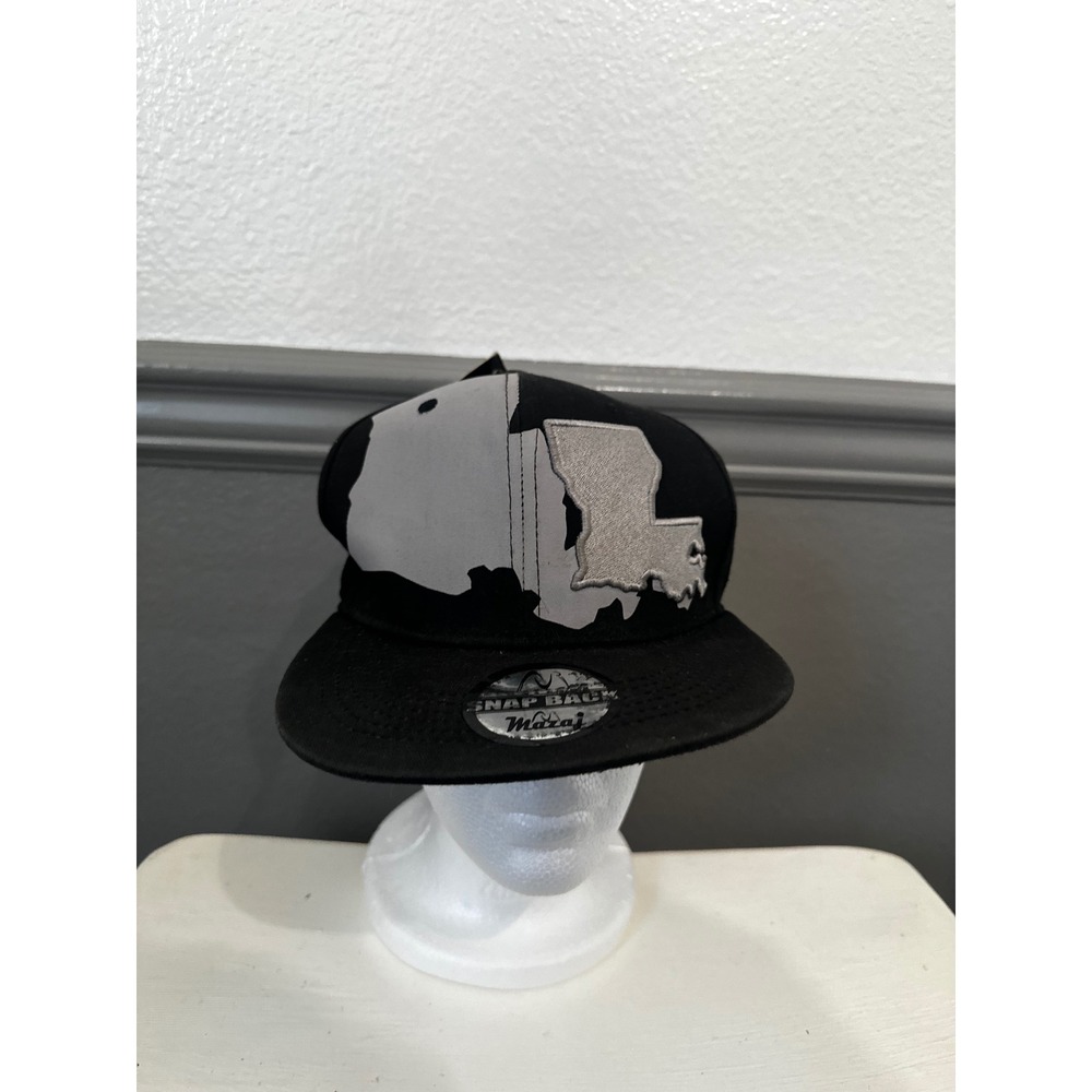 Mazaj Snapback Hat Men OSFA Black Louisiana State Map Graphic Cap